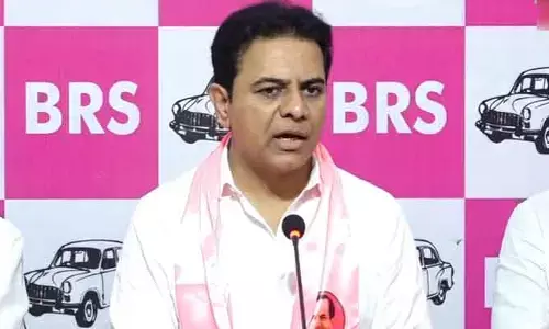 రాష్ట్రంలో పోలీసులు ఏం పీకుతున్నారు..? మాజీ మంత్రి కేటీఆర్ సంచలన వ్యాఖ్యలు