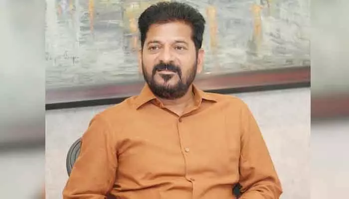 రేపు హస్తినకు వెళ్లనున్న CM రేవంత్రెడ్డి.. కొలిక్కిరానున్న డీసీసీ అధ్యక్షుల నియామకాలు! రేపు హస్తినకు వెళ్లనున్న CM రేవంత్రెడ్డి.. కొలిక్కిరానున్న డీసీసీ అధ్యక్షుల నియామకాలు!