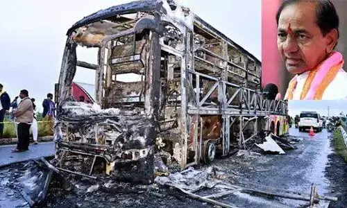 బస్సు ప్రమాదంపై కేసీఆర్ సంతాపం