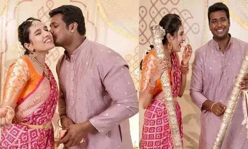 పెళ్లి పనులు మొదలుపెట్టిన కొత్త జంట.. అందరిముందే స్టార్ సింగర్ చిలిపి చేష్టలు