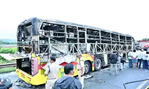 బస్సు ప్రమాదం.. పెండింగ్‌ చలాన్లు చూస్తే షాక్ అవ్వడం ఖాయం!