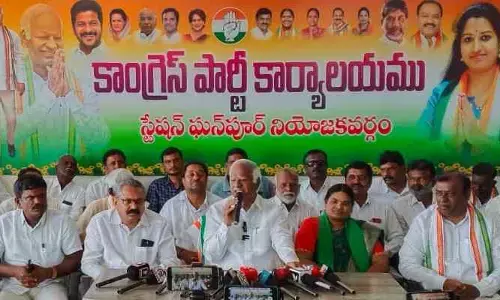 కల్వకుంట్ల కుటుంబం తెలంగాణను నాశనం చేసింది