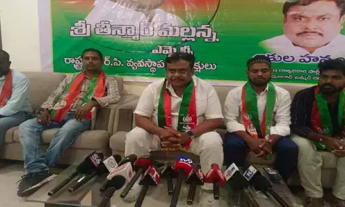 బీసీ లకు 42 శాతం రిజర్వేషన్ సాధించే దమ్మున్న నాయకుడు మల్లన్న