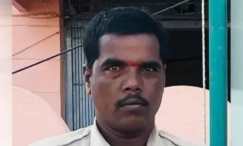 రోడ్డు ప్రమాదం లో హోమ్ గార్డు మృతి