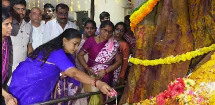 రాష్ట్రం సుభిక్షంగా ఉండాలి : హోం మంత్రి అనిత రాష్ట్రం సుభిక్షంగా ఉండాలి : హోం మంత్రి అనిత