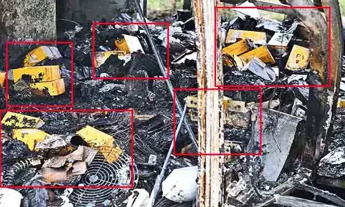 కర్నూలు బస్సు ప్రమాదంలో సంచలనం.. లగేజీ క్యాబిన్‌లో వందల మొబైల్ ఫోన్లు బ్లాస్ట్!