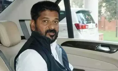 CM Revanth Reddy: ఢిల్లీకి బయలుదేరి వెళ్లిన సీఎం రేవంత్ రెడ్డి