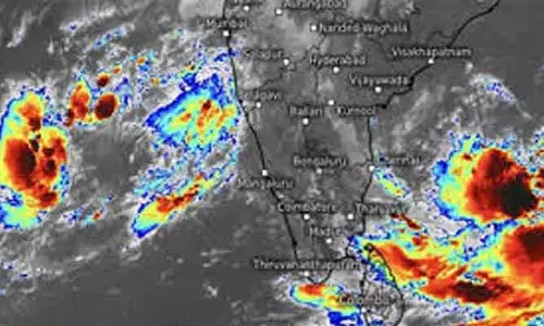 రాష్ట్రానికి మొంథా తుపాను ముప్పు... కలెక్టర్లు, ఎస్పీలకు ప్రభుత్వం కీలక ఆదేశాలు