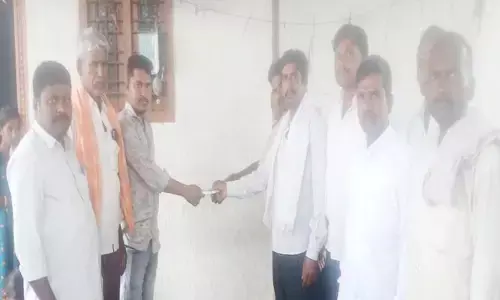 బాధిత కుటుంబానికి చేయూత