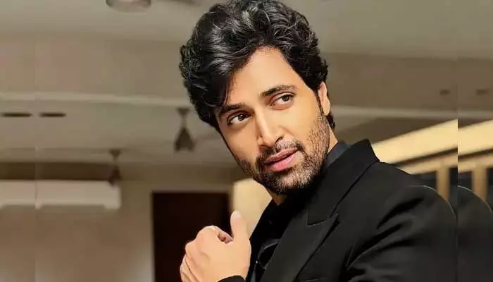 క్రిస్మస్ మిస్ అయ్యింది.. కానీ పండుగకు రాబోతున్నాము అంటూ బిగ్ అప్డేట్ ఇచ్చిన అడివి శేష్ క్రిస్మస్ మిస్ అయ్యింది.. కానీ పండుగకు రాబోతున్నాము అంటూ బిగ్ అప్డేట్ ఇచ్చిన అడివి శేష్