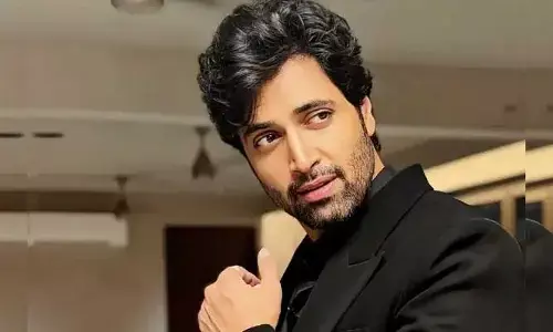 క్రిస్మస్ మిస్ అయ్యింది.. కానీ పండుగకు రాబోతున్నాము అంటూ బిగ్ అప్డేట్ ఇచ్చిన అడివి శేష్