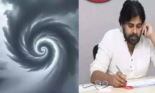 తుఫాను ప్రాంతాల్లో అలర్ట్ గా ఉండండి : పవన్ కల్యాణ్