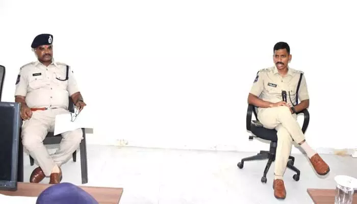 పోలీస్ వ్యవస్థను బలోపేతం చేసేందుకే శిక్షణ : పోలీస్ కమిషనర్ పోతరాజు సాయిచైతన్య పోలీస్ వ్యవస్థను బలోపేతం చేసేందుకే శిక్షణ : పోలీస్ కమిషనర్ పోతరాజు సాయిచైతన్య