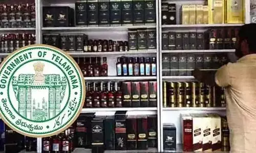 మద్యం టెండర్లలో ఆంధ్రా వ్యాపారులదే హవా