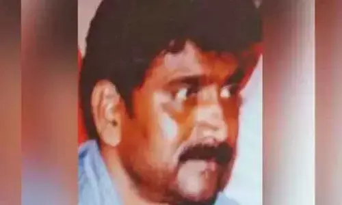 మావోయిస్టు పార్టీకి మరో ఎదురుదెబ్బ.. కీలక నేత బండి ప్రకాష్ (ప్రభాత్) సరెండర్