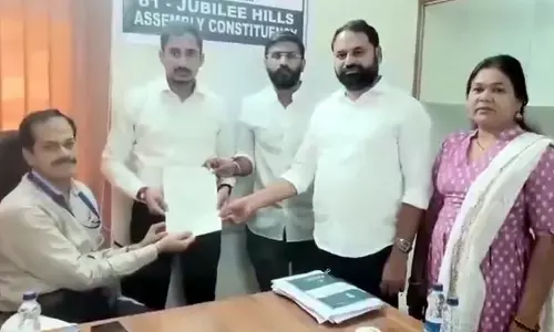 మతపరమైన స్థలాల్లో ప్రచారం.. బీఆర్ఎస్ నేతల పైన ఎన్నికల నిబంధనల ఉల్లంఘన ఆరోపణలు