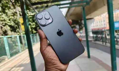 iPhone 16 Proపై భారీ తగ్గింపు.. అక్కడ తీసుకుంటే ఏకంగా రూ.20వేలు సేఫ్