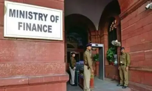 Finance Ministry: యూనియన్ బడ్జెట్‌ కోసం వాణిజ్య, పరిశ్రమ సంఘాల సూచనలు కోరిన ఆర్థిక శాఖ