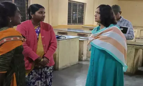వసతి గృహాలు పారా హుషార్.. కలెక్ట‌ర్ అక‌స్మిక త‌నిఖీలు..!