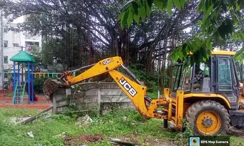 పార్కుల ఆక్రమణలు, కబ్జాలపై నిఘా పెట్టిన హైడ్రా