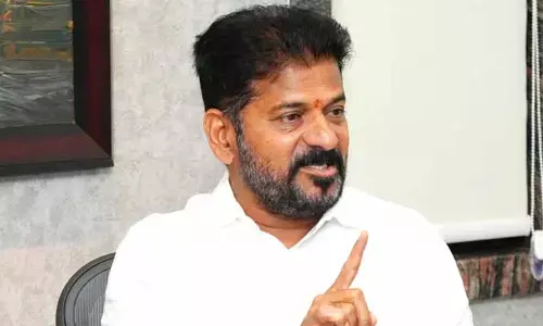 ప్రతీ ఒక్క అధికారి ఫీల్డ్‌లోనే ఉండాలి.. కలెక్టర్లతో వీసీలో సీఎం రేవంత్‌రెడ్డి