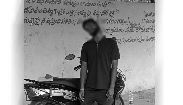 అత్త‌, మామ‌ల వేధింపులు భ‌రించ‌లేక ఇల్ల‌రికం అల్లుడు ఆత్మ‌హ‌త్య