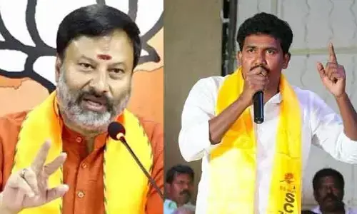భగవద్గీతపై వ్యాఖ్యల దుమారం.. ఎమ్మెస్ రాజుపై భాను ప్రకాశ్ ఆగ్రహం