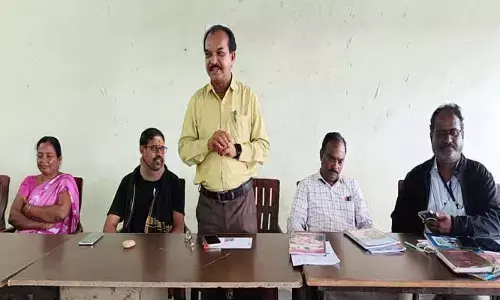 అక్షరాస్యతతోనే ఆర్థికాభివృద్ధి : జిల్లా వయోజన శాఖ అధికారి పురుషోత్తం