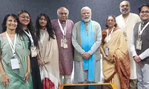 సర్దార్ వల్లభాయ్ పటేల్ కుటుంబాన్ని కలిసిన ప్రధాని మోడీ