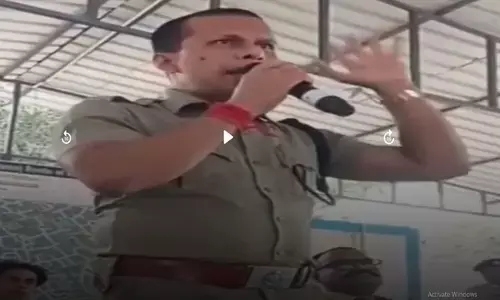 మహిళలు మద్యం సేవించడంపై పోలీస్ అధికారి వివాదాస్పద వ్యాఖ్యలు