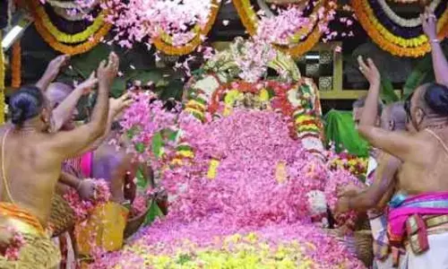 తిరుమల : ఒక్క యాగం.. 9 టన్నుల పుష్పాలు