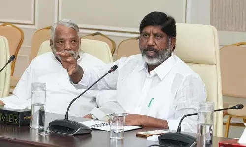 ప్రపంచ దృష్టిని ఆకర్షించేలా ప్రజా విజయోత్సవాలు: అధికారులతో డిప్యూటీ సీఎం భట్టి విక్రమార్క సమీక్ష