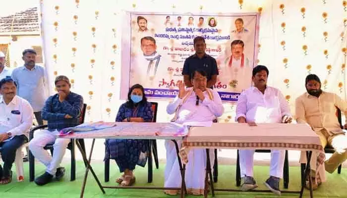 సొంతింటి కలను నిజం చేయడమే తన లక్ష్యం : ఎమ్మెల్యే పోచారం సొంతింటి కలను నిజం చేయడమే తన లక్ష్యం : ఎమ్మెల్యే పోచారం