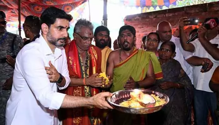 ఆలయ శంకుస్థాపనకు హాజరైన మంత్రి నారా లోకేష్ ఆలయ శంకుస్థాపనకు హాజరైన మంత్రి నారా లోకేష్