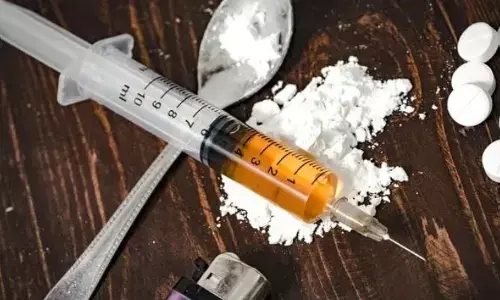 ముంబై ఎయిర్⁬పోర్టులో భారీగా డ్రగ్స్ పట్టివేత
