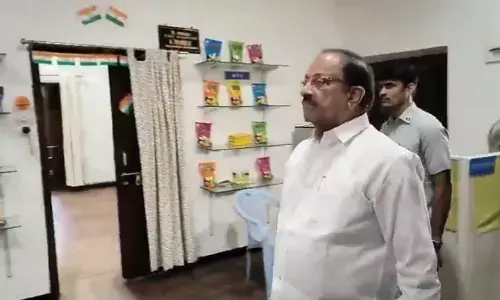 Agros: ఆగ్రోస్ మళ్లీ రంగంలోకి.. క్షేత్ర స్థాయి పర్యటనలో మంత్రి తుమ్మల కీలక ప్రకటన
