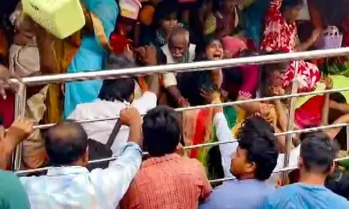పోస్టుమార్టం పూర్తి.. స్వస్థలాలకు కాశీబుగ్గ మృతదేహాలు