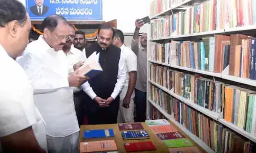 తెలుగులో మాట్లాడండి.. తెలుగులో బోర్డులు పెట్టండి : మాజీ ఉపరాష్ట్రపతి వెంకయ్య నాయుడు