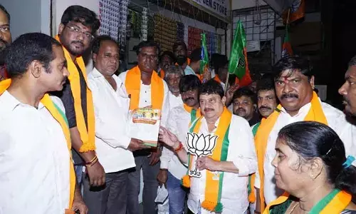 జూబ్లీహిల్స్‌లో బీజేపీ మహాపాదయాత్రకు జన నీరాజనాలు