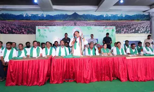 జూబ్లీహిల్స్‌లో నవీన్ యాదవ్‌కు మున్నూరు కాపు, కాపుల మద్దతు