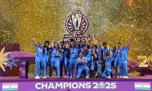 ‘విశ్వవిజేతలు’ మన అమ్మాయిలు.. వన్డే వరల్డ్ కప్‌ ముద్దాడిన టీమిండియా