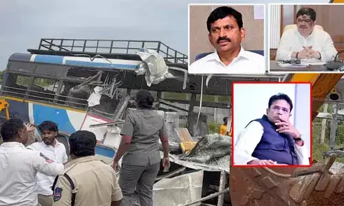 ఆర్టీసీ బస్సు ప్రమాదంపై తెలంగాణ మంత్రులు దిగ్భ్రాంతి