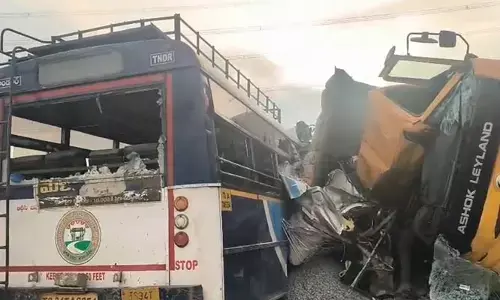 కర్నూలు నుంచి చేవెళ్ల దాకా.. హద్దుమీరిన నిర్లక్ష్యం
