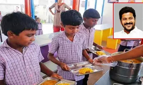 ప్రభుత్వ స్కూళ్లలో ‘అక్షయ పాత్ర’