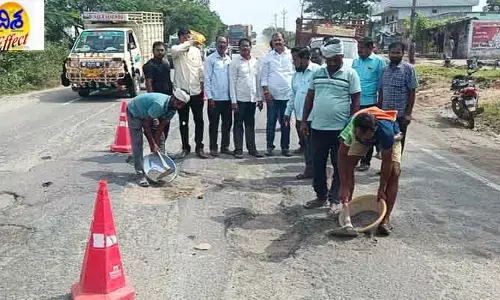 దిశ ఎఫెక్ట్.. స్పందించిన అధికారులు, రోడ్డు మ‌ర‌మ్మ‌తు చ‌ర్య‌లు..!