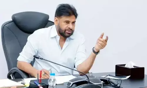 రోడ్లలో ఎక్కడ నాణ్యతా ప్రమాణాలు తగ్గకూడదు: డిప్యూటీ CM ఆదేశం
