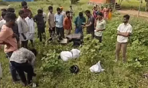 కారు ద్విచక్ర వాహనం ఢీ.. వ్యక్తి మృతి