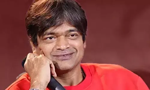 ‘మీరు నన్ను టెన్షన్ పెడుతున్నారు’.. పవన్ కల్యాణ్ దర్శకుడి ట్వీట్