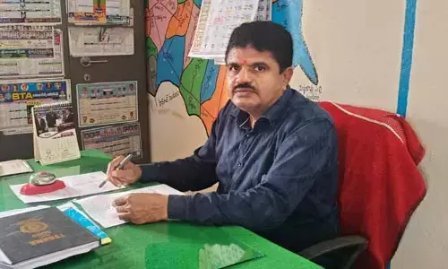 గోపాల్ పేట  నూతన మండల విద్యాధికారిగా పదవీ బాధ్యతలు చేపట్టిన ఎస్ చంద్రశేఖర్