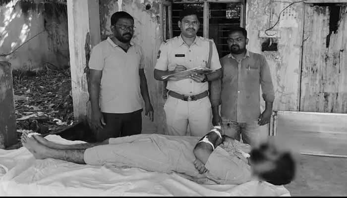 సింగరేణి ఉద్యోగి ఆత్మహత్య..! సింగరేణి ఉద్యోగి ఆత్మహత్య..!